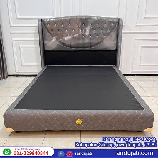 DIPAN 160 TULIP ABU BY BIGLAND 